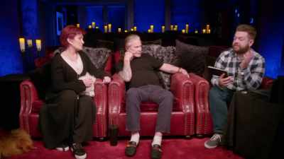 This is a family dinner
that gets uninvited guests - The Osbournes Want to Believe