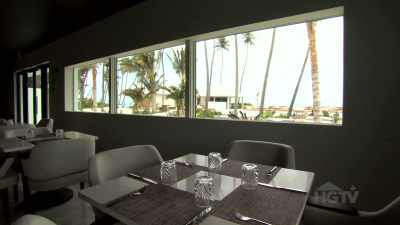 This was a great idea
to put those windows in, - Island of Bryan