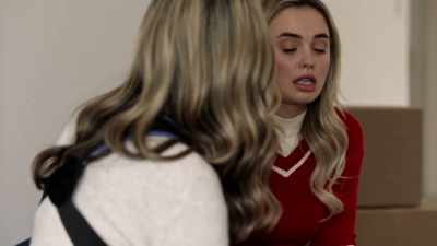 - This is a lot.
- I know, I know. Um... - The Face I Can't Forget