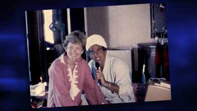 This is a lovely turban
I got Mrs. Marshall - The Happy Days of Garry Marshall