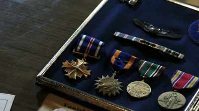 This is a major award.
The Distinguished Flying Cross. - Alien Endgame