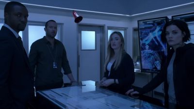 - ...this is a maybe...
- You can stop looking. - Blindspot