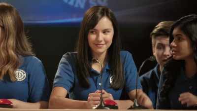 - This is a no-brainer.
We have a robotics expert. - I Am Frankie