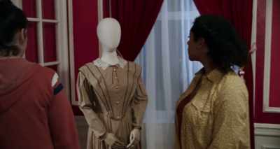 This is a pretty dress. - Lady of the Manor