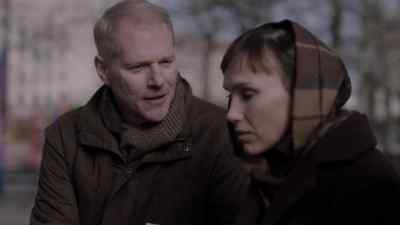 This is a private line. - The Americans