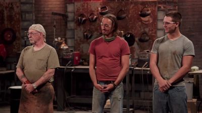 This is a very light hatchet
and very sharp. - Forged in Fire