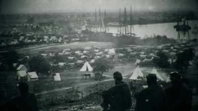 - This is about 120,000
men on 400 boats. - Abraham Lincoln