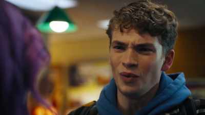 - This is about Naomi.
- What? No, it's not. - Naomi