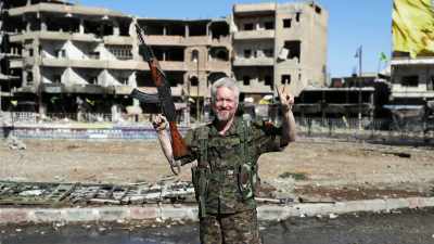 This actor who is becoming a militia fighter. - Heval