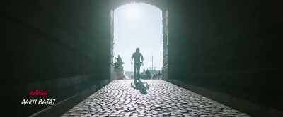 This age, this time, this
road keeps passing by. - Jab Harry Met Sejal