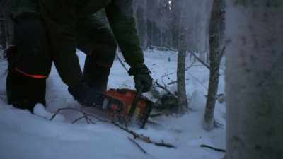 This ain'’t some
rodeo out here; - Life Below Zero: Next Generation