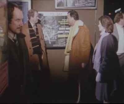 - This all right for you?
- Lovely. - Yes Minister