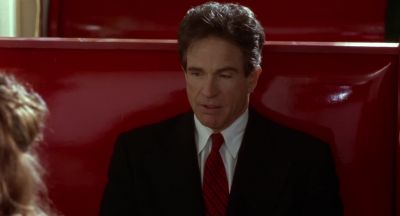 This is amazing Tracy What are you waitin' for - Dick Tracy