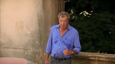 This is an interesting race it really is - Top Gear