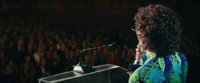 This award means so much to me, - Weird: The Al Yankovic Story
