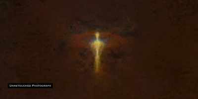 This being,
highly intelligent, - Close Encounters of the Fifth Kind