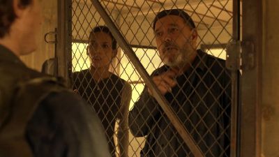 This better be good. - Fear the Walking Dead