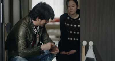 - This is better than nothing.
- Thank you. - It Comes