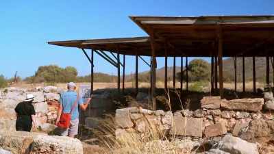 This building, when we found it,
was completely destroyed by fire. - Raiders of the Lost Past with Janina Ramirez
