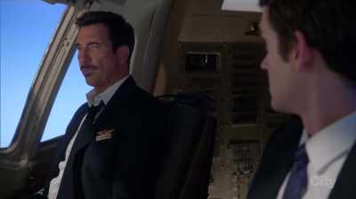 This calls for the
soothing, gravely whisper - LA to Vegas