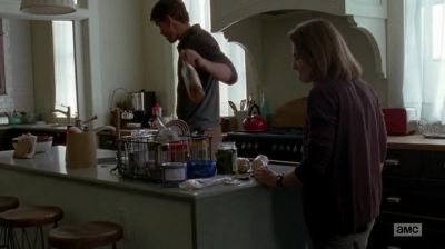 This came from the pantry. - The Walking Dead