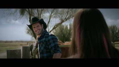 - This can untie in
two seconds, see? - The Crossroads