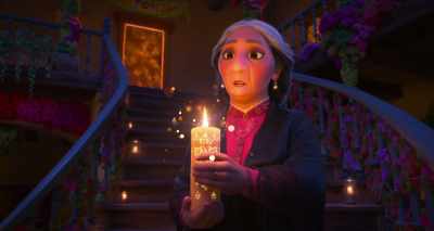 This candle blessed us with a miracle. - Encanto