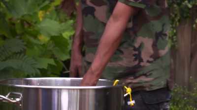   This can't take no heat. - Moonshiners: Master Distiller