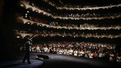 This is Carlos, - Robin Williams: Come Inside My Mind