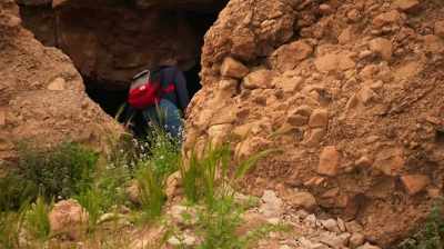 This cave, typical of the caves
in the limestone cliffs - Dead Sea Scrolls: The Doomsday Prophecy