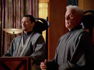 This chamber will come to order. - Lois & Clark: The New Adventures of Superman