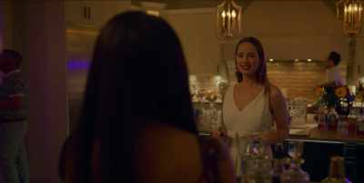 This is Claire, my new assistant.
Claire, this is my wife. - Heatwave