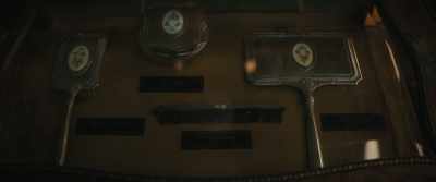 This comb here, did that belong to Crump? - Haunted Mansion