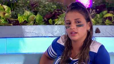 >> THIS CONVERSATION THAT'S
HAPPENING BY THE FIRE PIT IS THE - Love Island