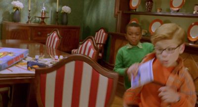 This is cool All my brother does is jam crayons up his nose - Stuart Little 2