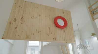 This could have been an extra
bed. For a rental property, - Renovation Resort