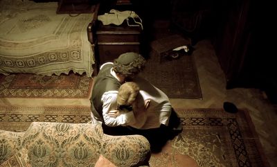 This is crazy I'm arguing Talmud with a woman - Yentl