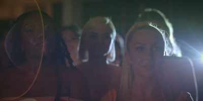 - This is crazy.
- This dude - American Horror Stories