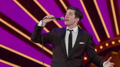 This created
a foaming-at-the-mouth appearance - John Mulaney: Kid Gorgeous at Radio City