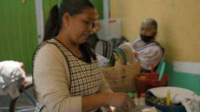- This is definitely
food made with love, - Eva Longoria: Searching for Mexico