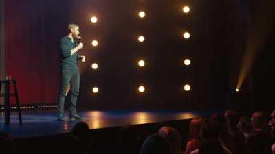 This dude was in my face.
I had no-- - Andrew Santino: Home Field Advantage