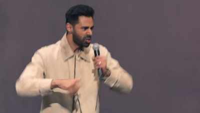 This dude is power cleaning 400s.
He's like… - Hasan Minhaj: The King's Jester