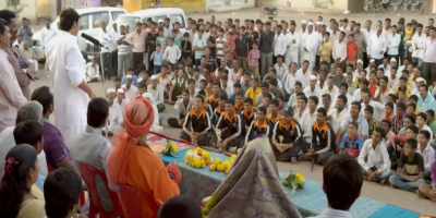 This election, the opposition
will be buried six feet under. - Sairat