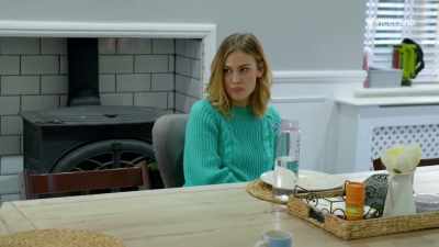 This evening, I want to talk to them - Stacey Dooley Sleeps Over