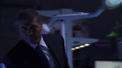 This is for killing
my father!
That's enough! Enough! - Heroes