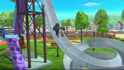 This giant slide
is giant. - Puppy Dog Pals