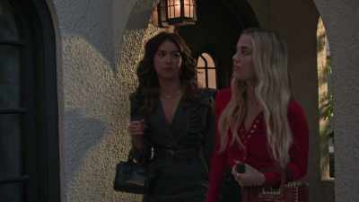 - This girls' night
hasn't even started yet, - Maggie