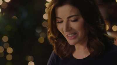 This is going to be a challenge
to my dexterity. Here goes. - Nigella: At My Table