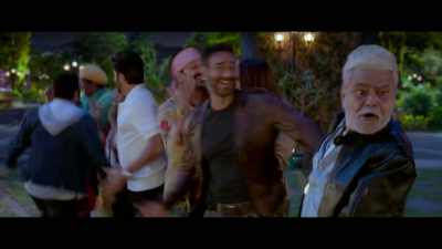 This guy lost my money,
he lost his life - Total Dhamaal