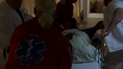- This guy should be in a detox center. - Smallville